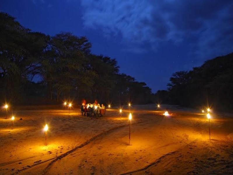 Saruni Samburu Villa Ngoại thất bức ảnh
